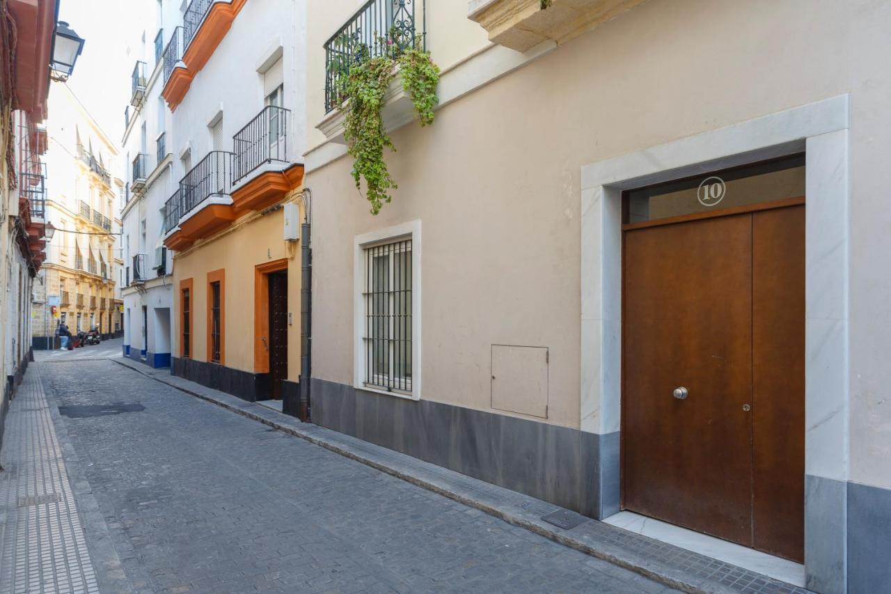 Atico & Jacuzzi Cruz By Cadiz4rentals Cadiz