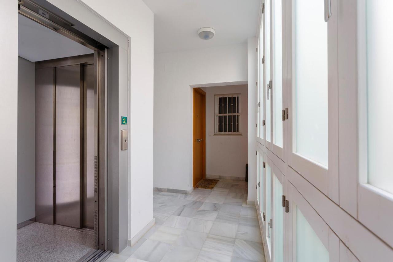 Atico & Jacuzzi Cruz By Cadiz4rentals Apartment